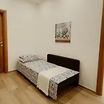 Apartment Bridge's House - A 50 Mt Dalla E Da Tutti I Servizi!