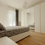 Bridge's House - A 50 Mt Dalla E Da Tutti I Servizi!
