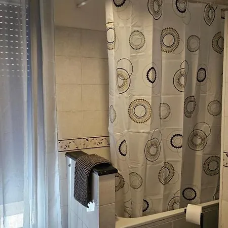 Bridge's House - A 50 Mt Dalla E Da Tutti I Servizi! Πεσκάρα