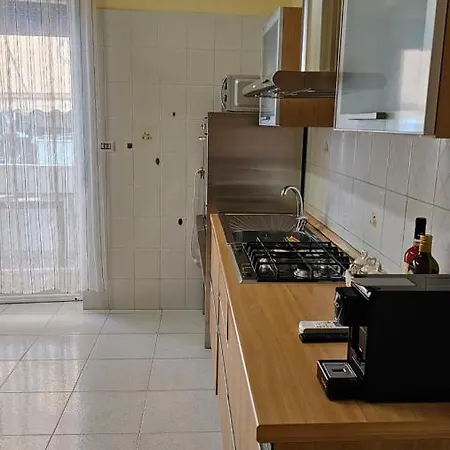 Διαμέρισμα Bridge's House - A 50 Mt Dalla E Da Tutti I Servizi!