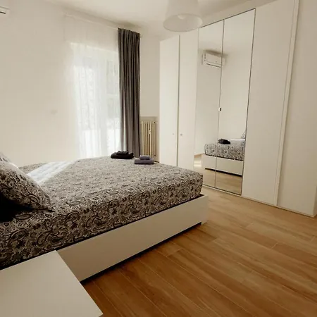 Bridge's House - A 50 Mt Dalla E Da Tutti I Servizi! Apartment *