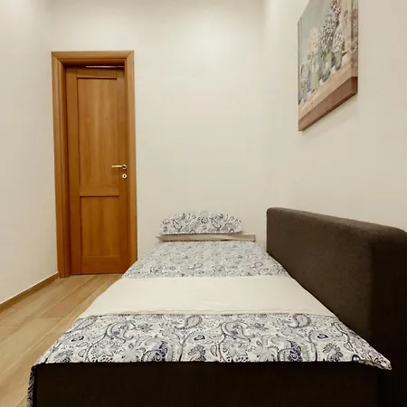 Bridge's House - A 50 Mt Dalla E Da Tutti I Servizi!