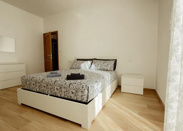 Bridge's House - A 50 Mt Dalla E Da Tutti I Servizi!