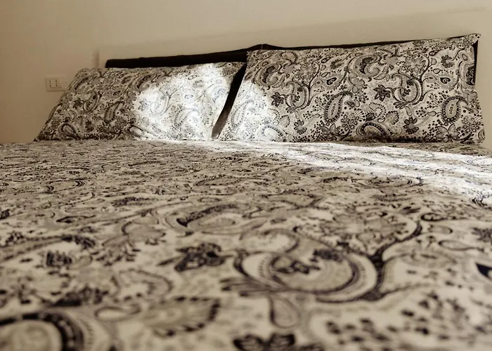 Daire Bridge's House - A 50 Mt Dalla E Da Tutti I Servizi!